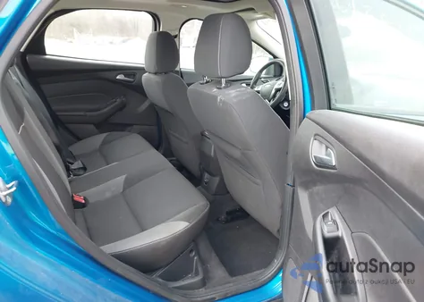 2013 Ford Focus Se z USA, uszkodzony, nr VIN 1FADP3F24DL105951